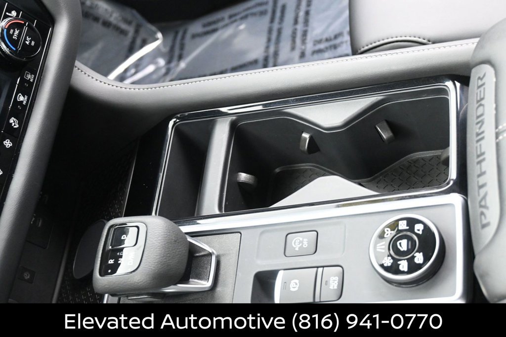 Certified 2026 Nissan Pathfinder SL AWD/4WD image 23
