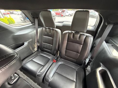 Used 2013 Ford Explorer Limited image 21
