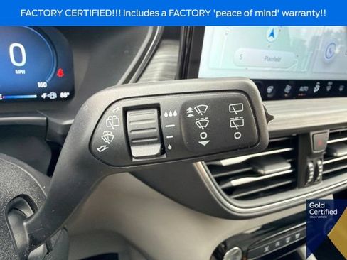 Used 2025 Ford Escape Platinum AWD/4WD image 52
