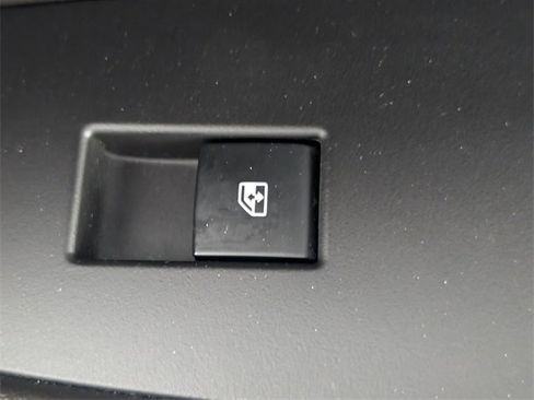 Used 2014 Cadillac ATS Premium w/ Cold Weather Package image 34