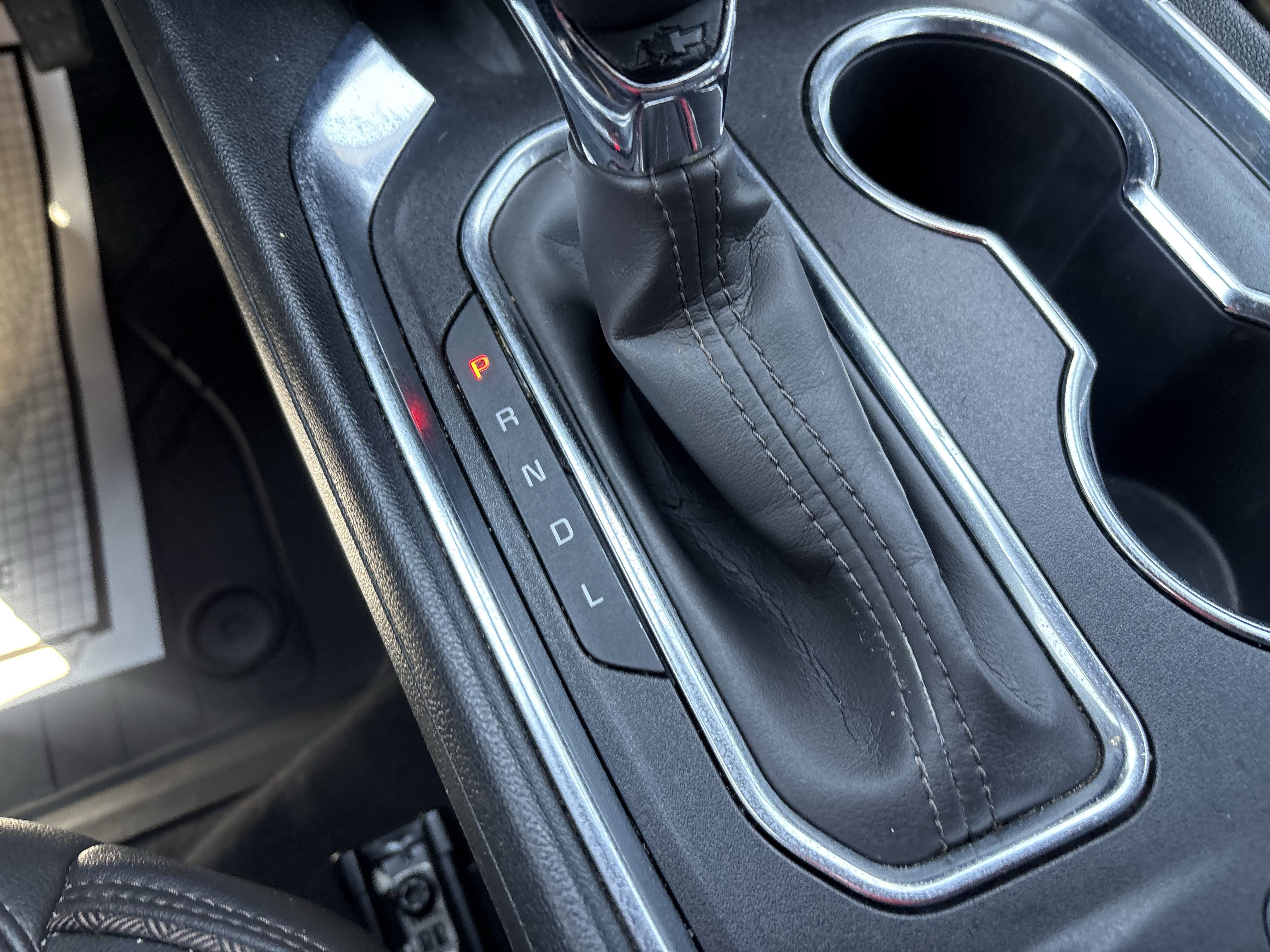 Used 2023 Chevrolet Traverse High Country w/ LPO, Floor Liner Package FWD image 33