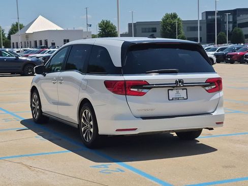 Certified 2024 Honda Odyssey EX-L image 8