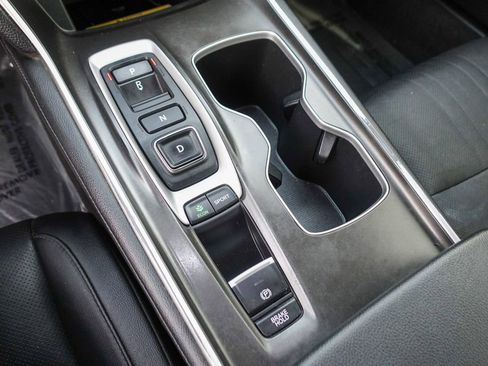 Used 2020 Honda Accord Touring image 21