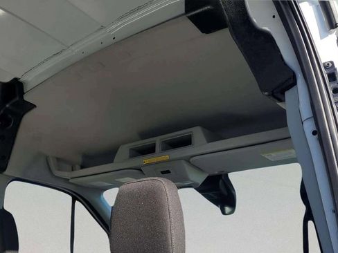 New 2026 Ford Transit 250 148 Medium Roof RWD image 24