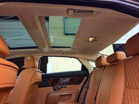 Used 2018 Jaguar XJ L Portfolio image 32