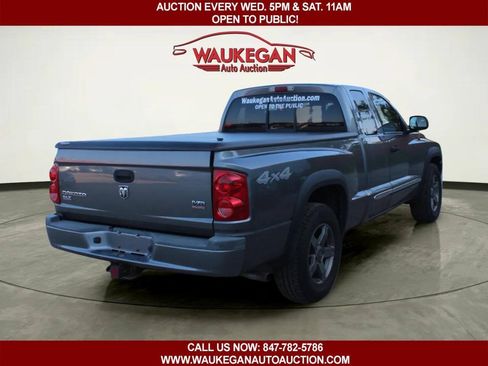 Used 2006 Dodge Dakota SLT w/ Trailer Tow Group AWD/4WD image 5