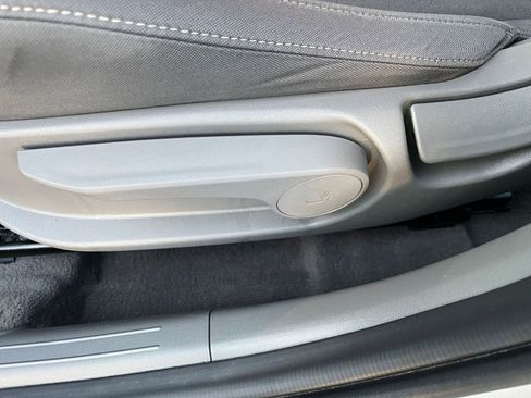 Used 2025 Hyundai Elantra SEL image 23