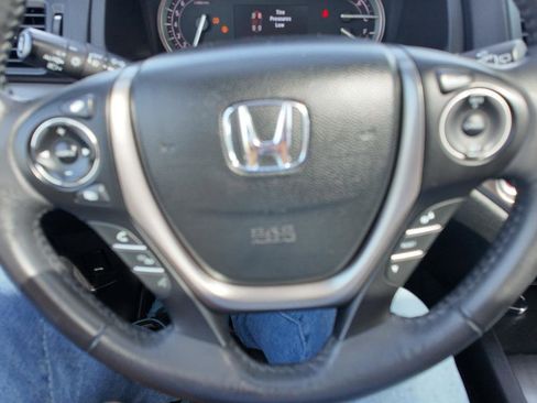 Used 2017 Honda Pilot EX-L image 11