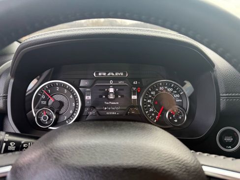 Used 2024 RAM 1500 Laramie image 36