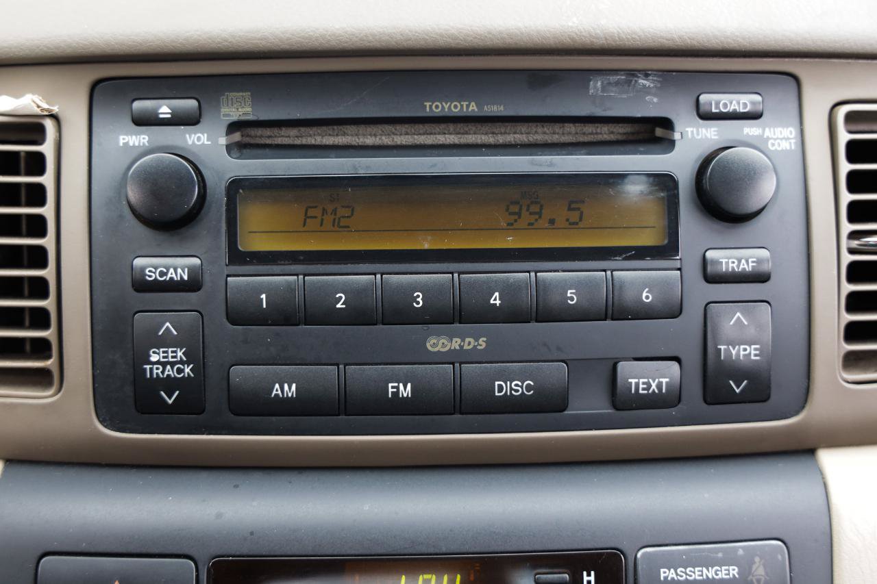 Used 2006 Toyota Corolla LE w/ Audio Value Pkg FWD image 32