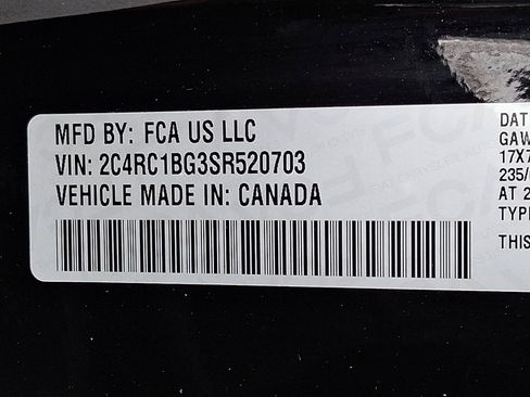 Used 2025 Chrysler Pacifica Select image 27