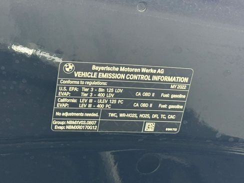 Used 2022 BMW 740i w/ Premium Package RWD image 54