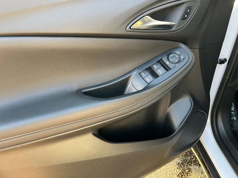 Used 2025 Buick Encore GX Preferred image 20