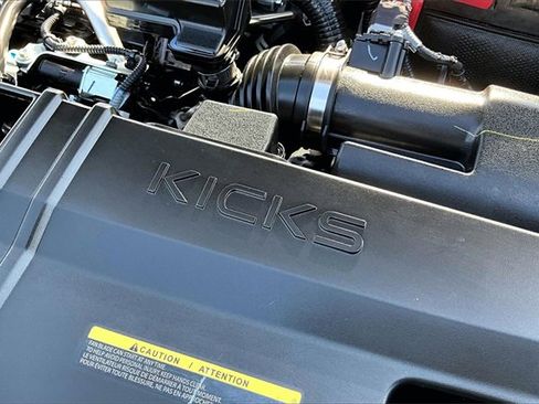 Certified 2025 Nissan Kicks SR image 29