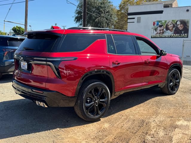New 2027 Chevrolet Traverse RS w/ LPO, Floor Liner Package FWD image 5