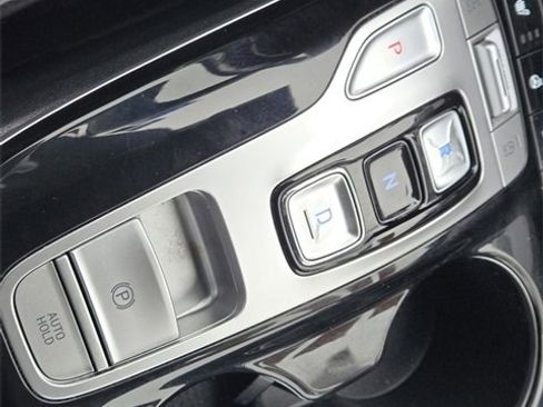 Used 2022 Hyundai Tucson Limited image 18