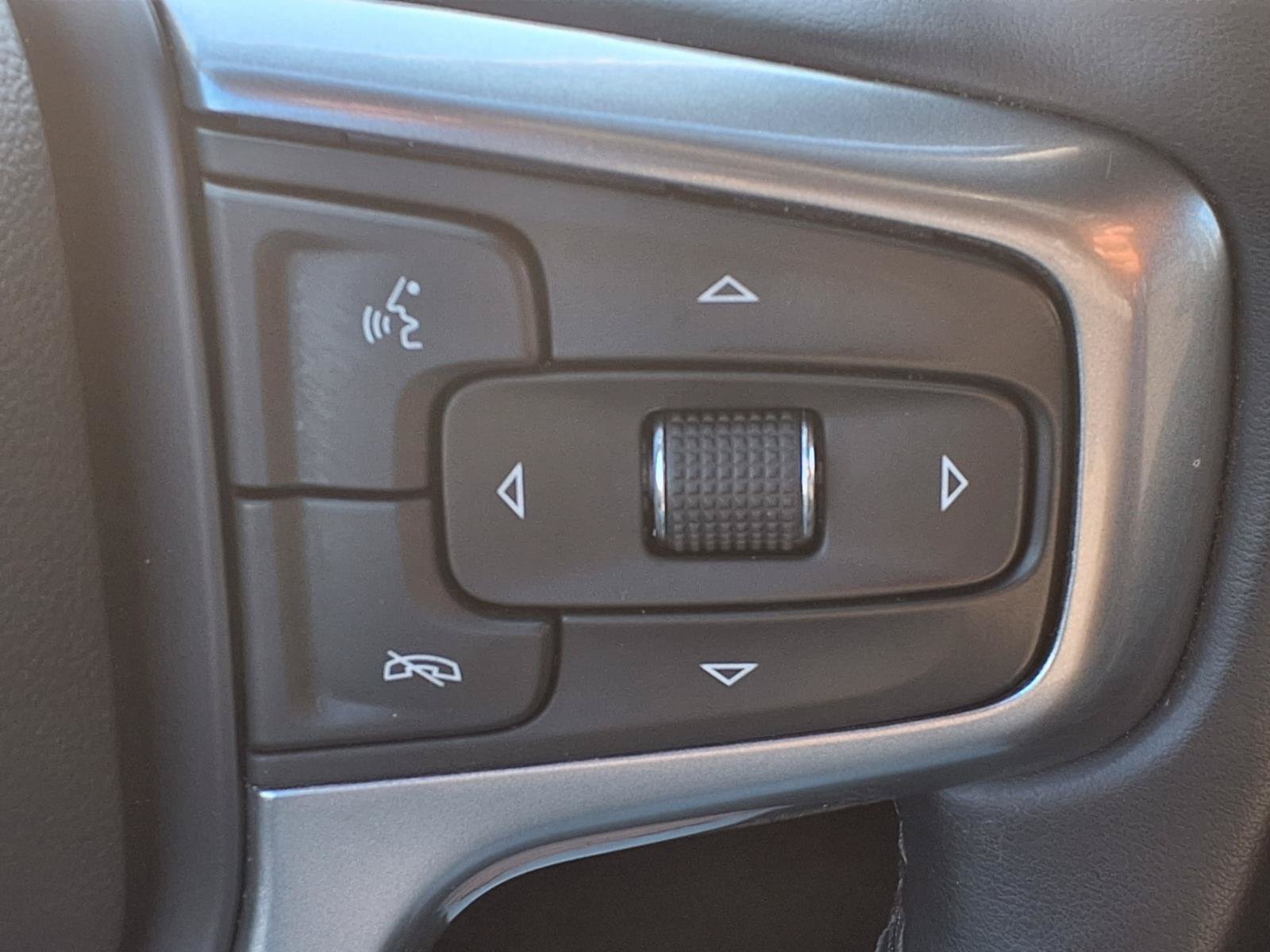 Used 2025 Chevrolet Silverado 2500 LT w/ Safety Package AWD/4WD image 14