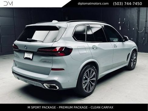 Used 2024 BMW X5 xDrive50e w/ M Sport Package AWD/4WD image 7