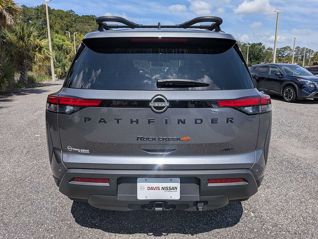 Used 2025 Nissan Pathfinder Rock Creek AWD/4WD image 4