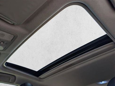Used 2011 Toyota RAV4 Sport w/ Premium Seating Pkg FWD image 15