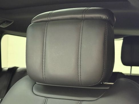 Used 2019 Land Rover Range Rover Long Wheelbase Supercharged image 22