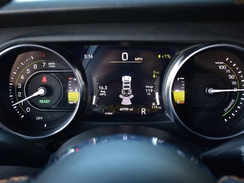 Used 2022 Jeep Wrangler Unlimited Sahara image 51