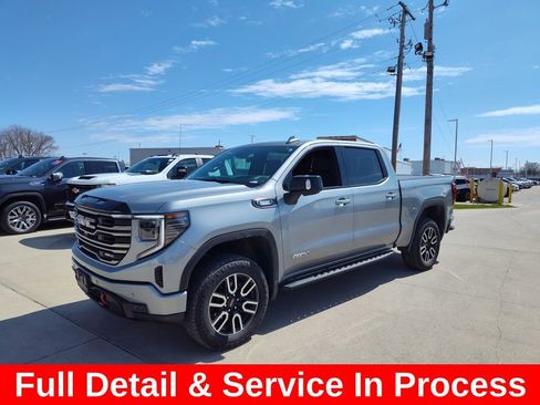 Used 2025 GMC Sierra 1500 AT4 w/ AT4 Premium Package image 3