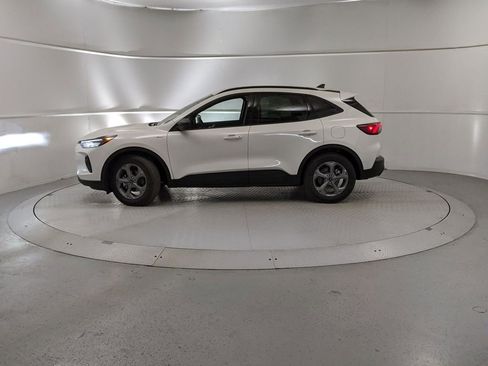 New 2025 Ford Escape ST-Line w/ Equipment Group 301A image 5