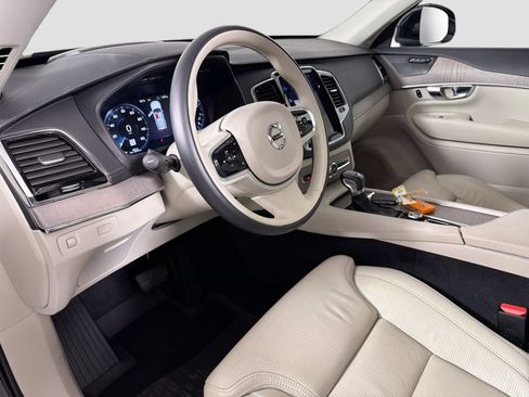 Certified 2022 Volvo XC90 T6 Inscription w/ Advanced Package image 10