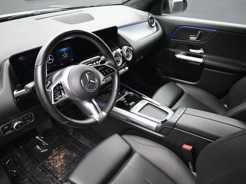 Used 2025 Mercedes-Benz GLA 250 4MATIC image 22