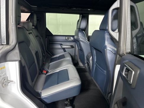 Used 2024 Ford Bronco Outer Banks image 26