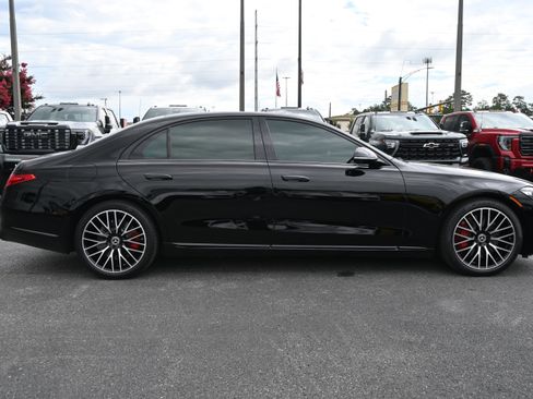 Used 2021 Mercedes-Benz S 580 4MATIC Sedan image 12