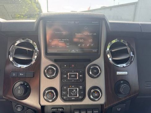 Used 2015 Ford F250 Lariat w/ Lariat Ultimate Package AWD/4WD image 11