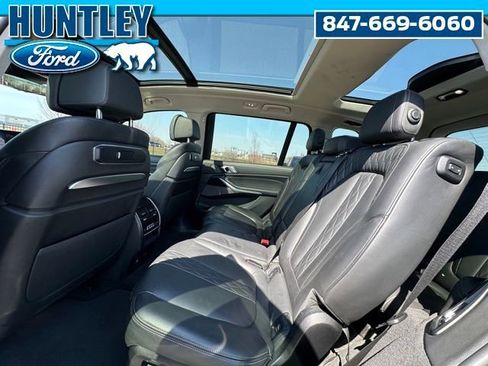 Used 2023 BMW X7 xDrive40i w/ Premium Package image 20