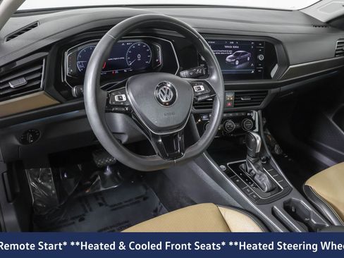 Used 2020 Volkswagen Jetta SEL Premium image 5