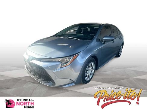 Used 2020 Toyota Corolla LE FWD image 1