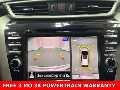 Used 2019 Nissan Murano S image 16