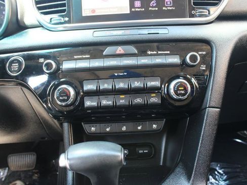 Used 2022 Kia Sportage EX w/ EX Technology Package FWD image 15