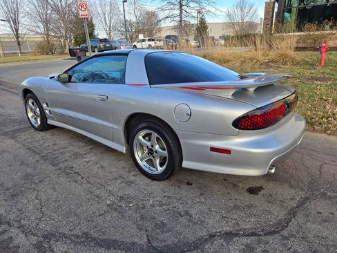Used 2000 Pontiac Firebird Formula RWD image 8