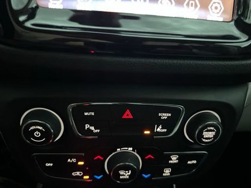 Used 2021 Jeep Compass Limited AWD/4WD image 20