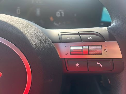 Used 2026 Hyundai Tucson SEL image 11