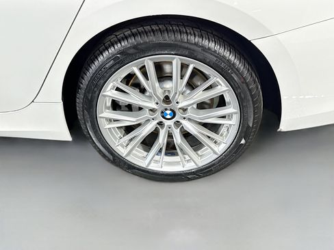 Used 2023 BMW 330i Sedan w/ Premium Package RWD image 37