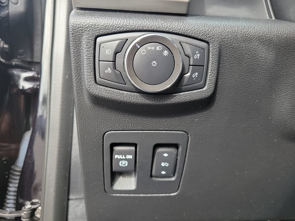 Used 2020 Ford F150 Lariat AWD/4WD image 22
