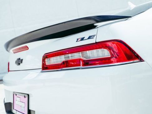 Used 2015 Chevrolet Camaro SS w/ SS Performance Package image 32