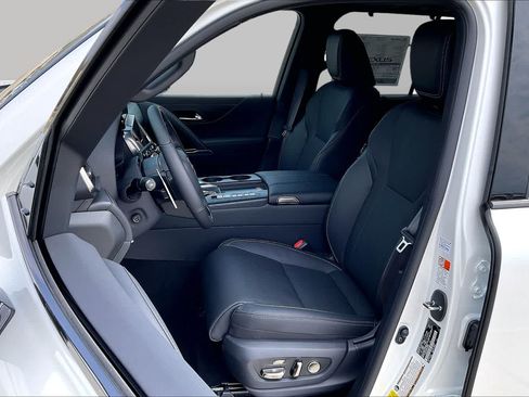 New 2026 Lexus LX 700h Luxury AWD/4WD image 16