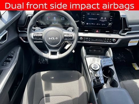 Used 2025 Kia Sportage LX FWD image 27