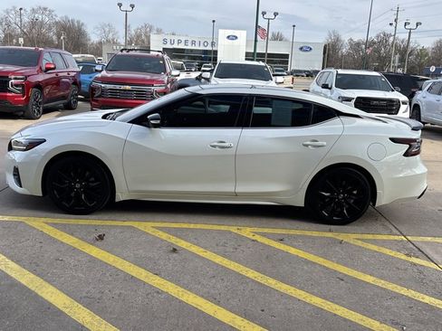 Used 2022 Nissan Maxima SR w/ Sport Mat Group image 9