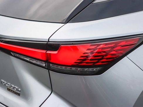 Certified 2023 Lexus RX 500h F Sport image 8