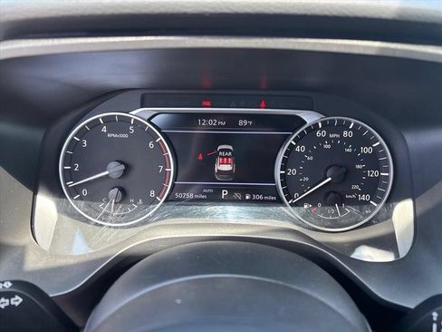 Used 2024 Nissan Rogue S AWD/4WD image 7