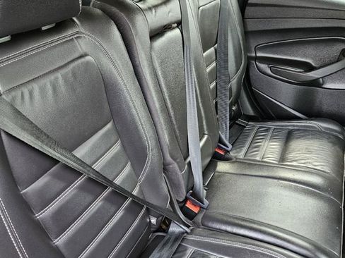 Used 2018 Ford Escape SEL image 23